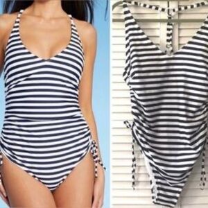 Palisades swim suit blue white stripe sz medium racer back style good condition